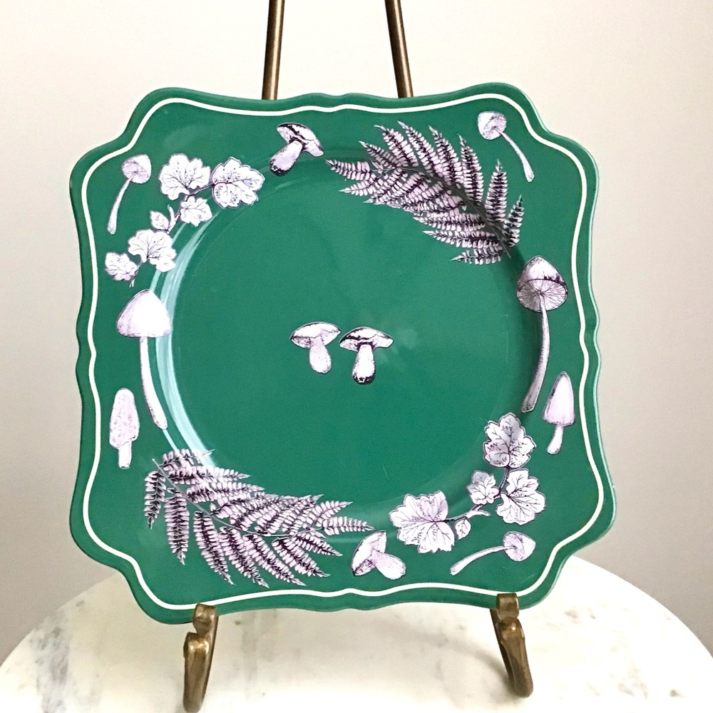 Anthropologie Handpainted Glazed Dinner Plate Mushrooms New With Tag